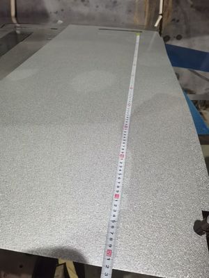 Độ cứng 85-90hrb Bảng thép Aluzinc Độ bền 300-700mpa Đối với các dự án